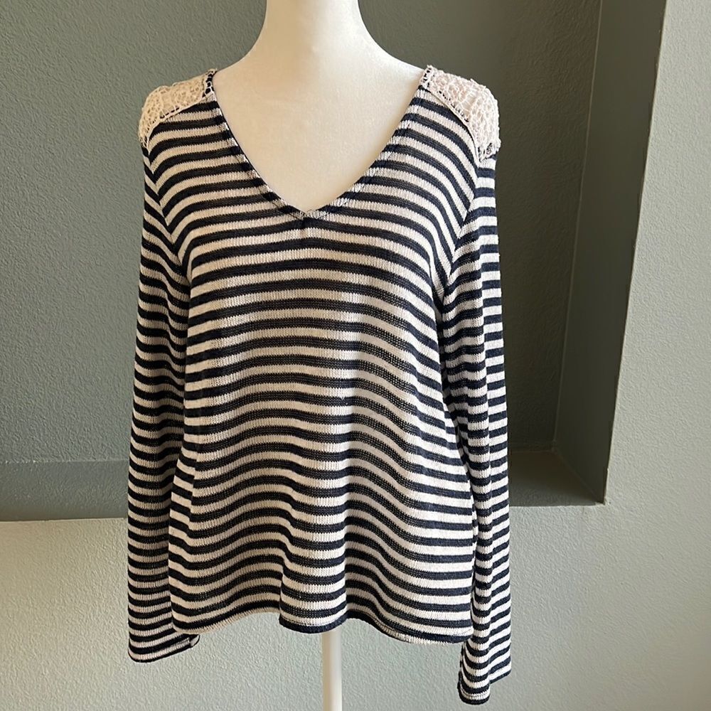 Anthropologie Mauve Knit Top Blouse Sweater